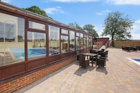 Outdoor Swimming Pool