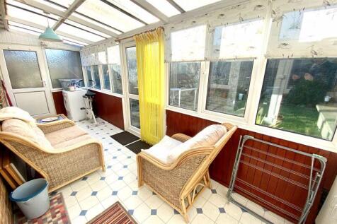 Sun Lounge