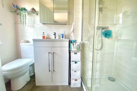 Ensuite Shower Room