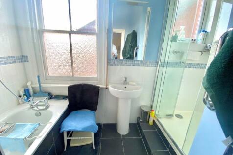 Bath and Shower Room