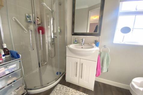 Ensuite Shower Room