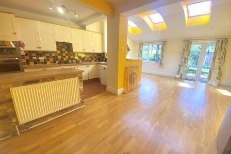 Kitchen/Family Room