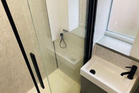 Ensuite Shower Room