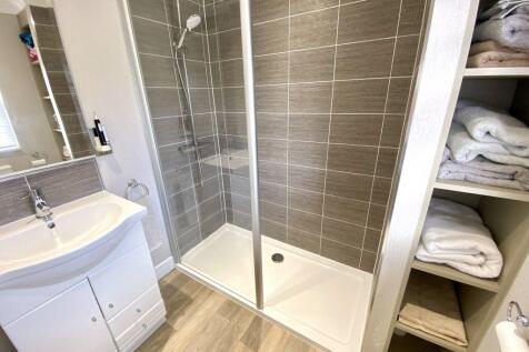 Ensuite Shower Room