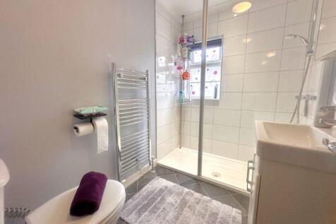 Ensuite Shower Room
