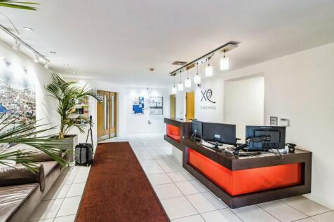 Lobby/Concierge Desk