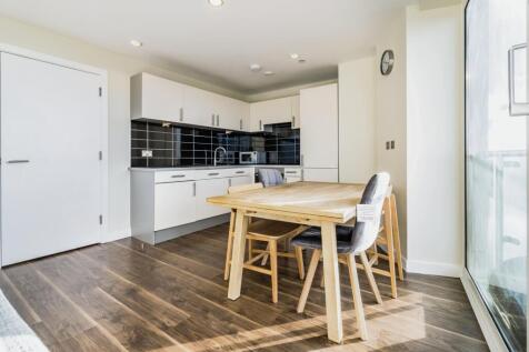 Kitchen/Dining Area