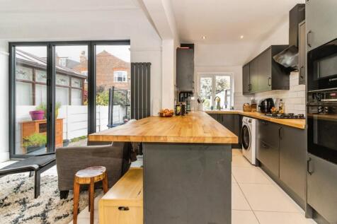 Kitchen/Living Area
