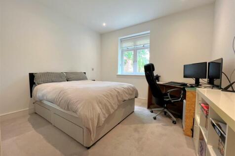 bed 2.2.jpg