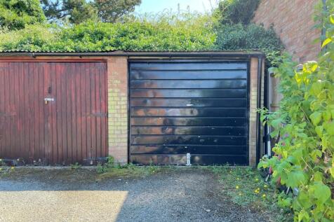 garage.jpg