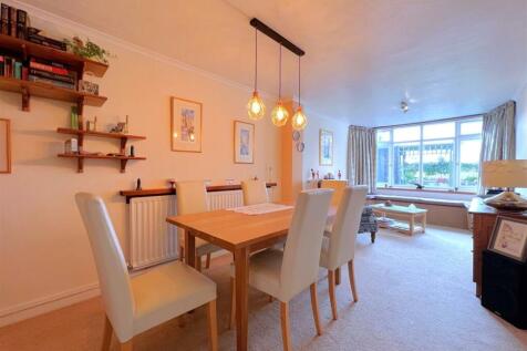dining room.jpg