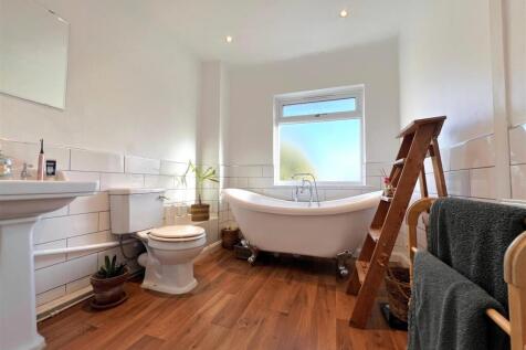 bath 4.jpg