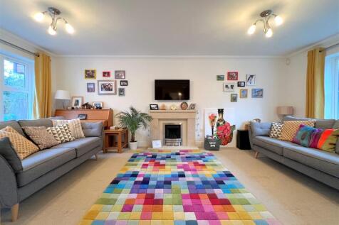 living room 6.jpg