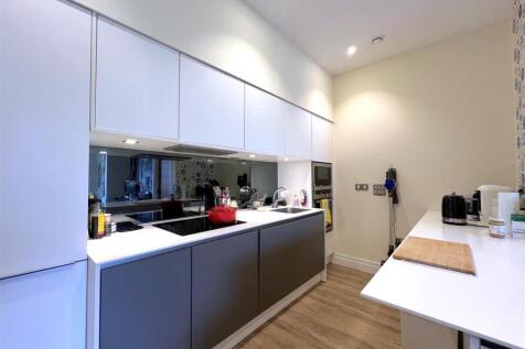 kitchen 1.jpg
