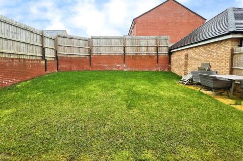f1205766-garden.jpg