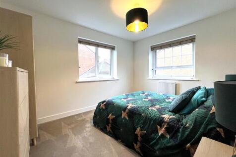 bed 2.1.jpg