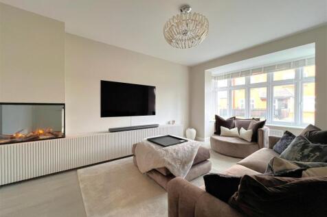 living room 2.jpg