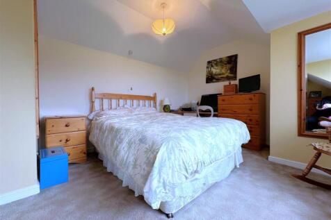 bed 1.1.jpg