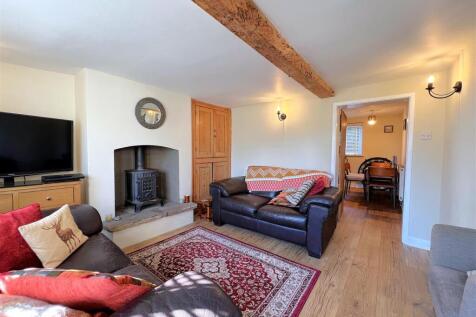 living room 1.jpg