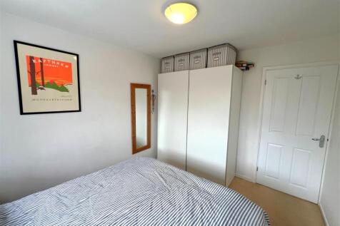 bed 1.1.jpg