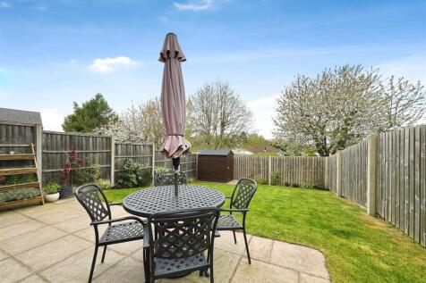 a4c23829-garden 201.jpg