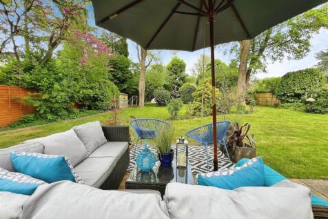 603e8ca6-terrace.jpg