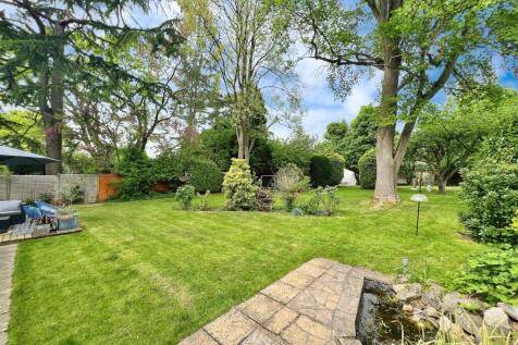 361e867a-garden 201.jpg