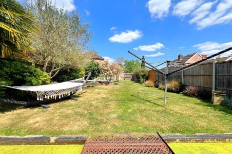 garden 2.jpg