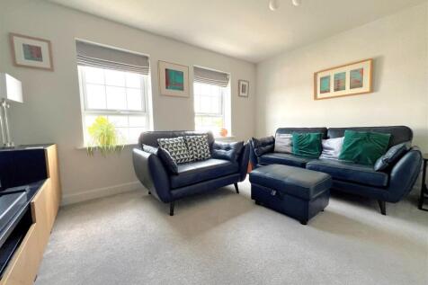 living room 2.jpg