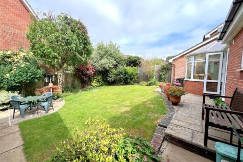 garden 2.jpg