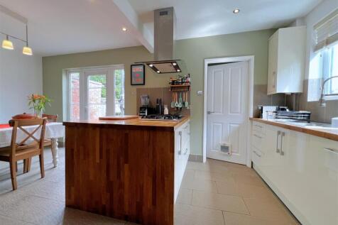 kitchen 4.jpg