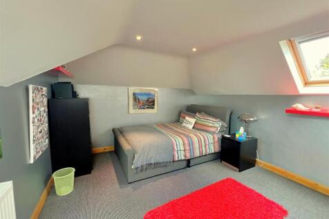 bed 4.jpg