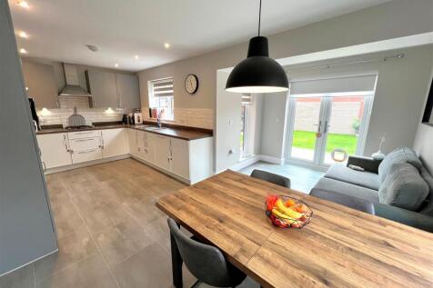 kitchen 5.jpg