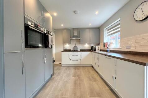 kitchen 4.jpg