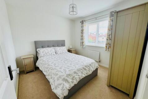 Bedroom 2.jpg