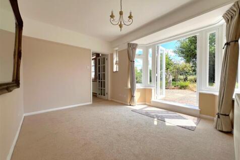 dining room.jpg