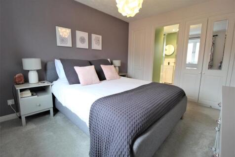 Bedroom 1.2.jpg