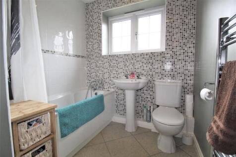 Bathroom.jpg