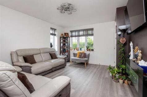 25 Yardley Way 1844-5.jpg