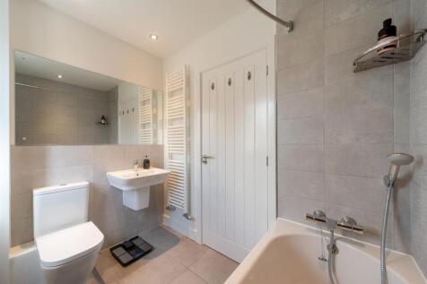 25 Yardley Way 1844-16.jpg