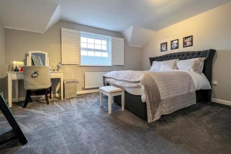 bed 1.jpg