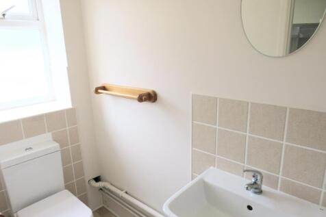 Cloakroom/wc