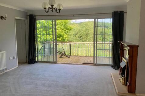 Lounge with Balcony.jpg