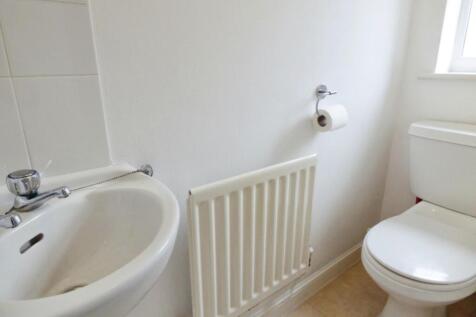 WC 1.7m x 0.7m
