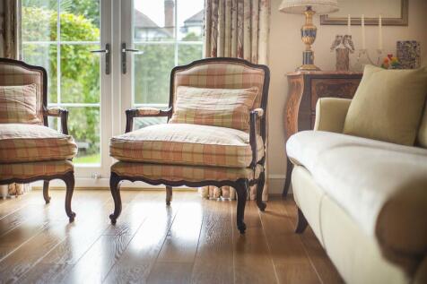 79-couchmore-0033.jpg