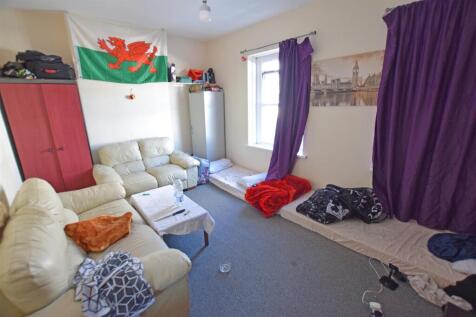 First floor front bedroom No.3