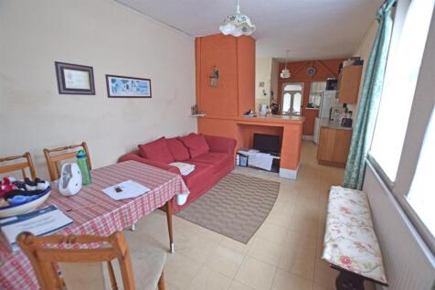 Dining room.jpg