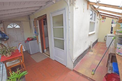 Conservatory-utility area.jpg
