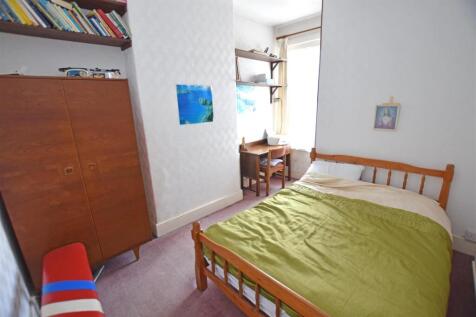 Bedroom 2.jpg