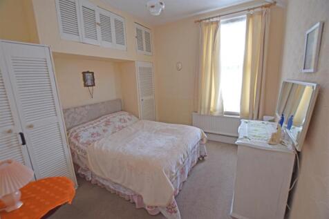 Bedroom 4.jpg